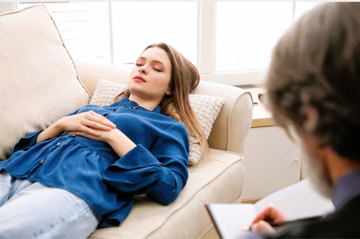 Hypnotherapy (3) Hypnotherapy (3)